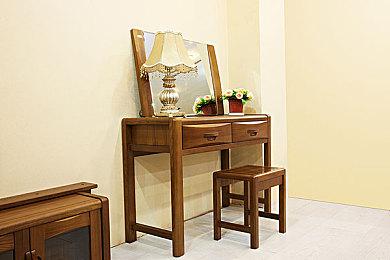 《Apex英雄》第15赛季新增全新外观饰品类型：贴纸